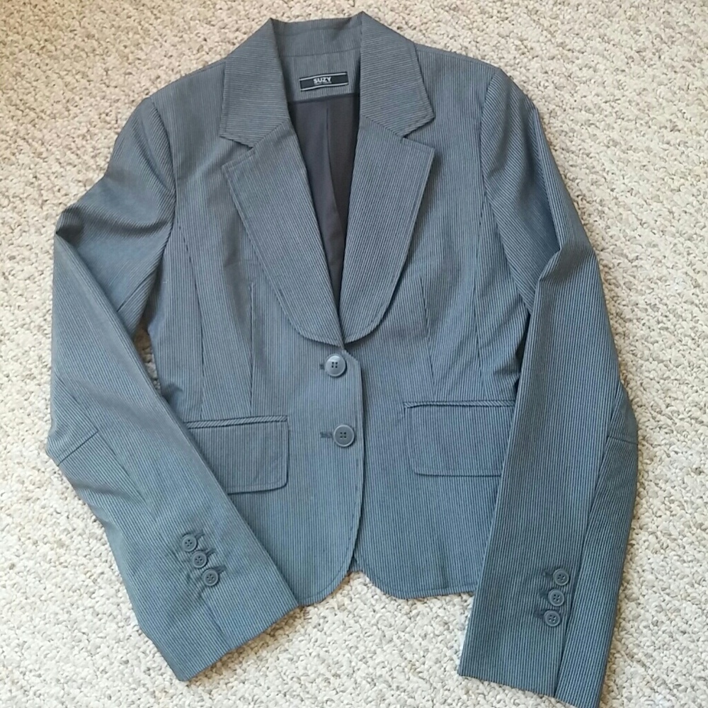 Suzy, Suzy Shier blazer